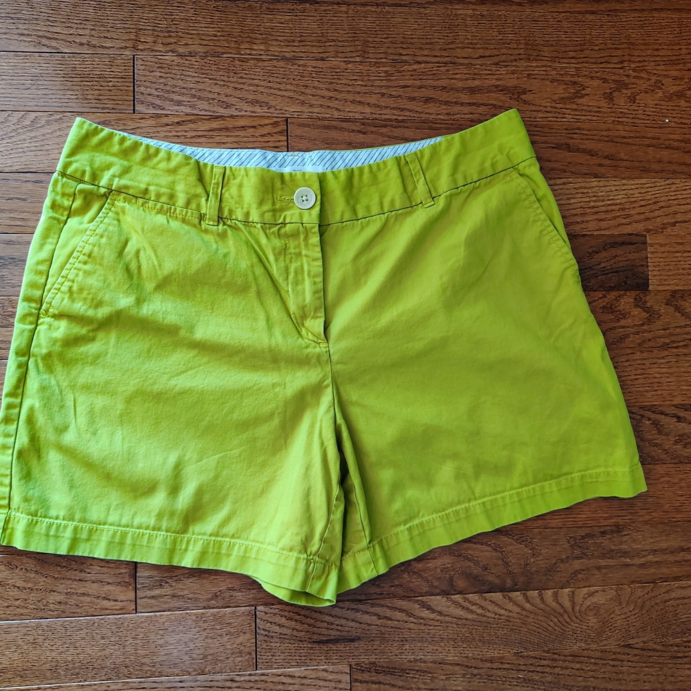 Yellow-Green Women's Shorts 6" Inseam